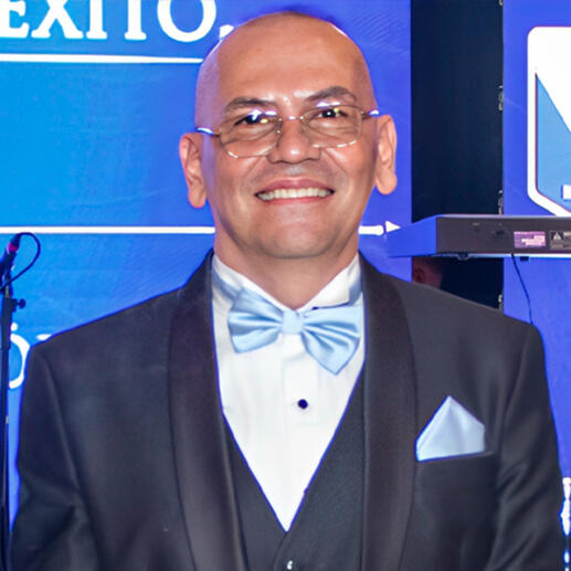 Dr Ivan | Presindente CCDH